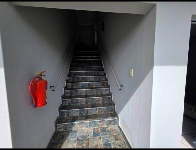 2 BEDROOM PROPERTY TO RENT IN REDCLIFFE